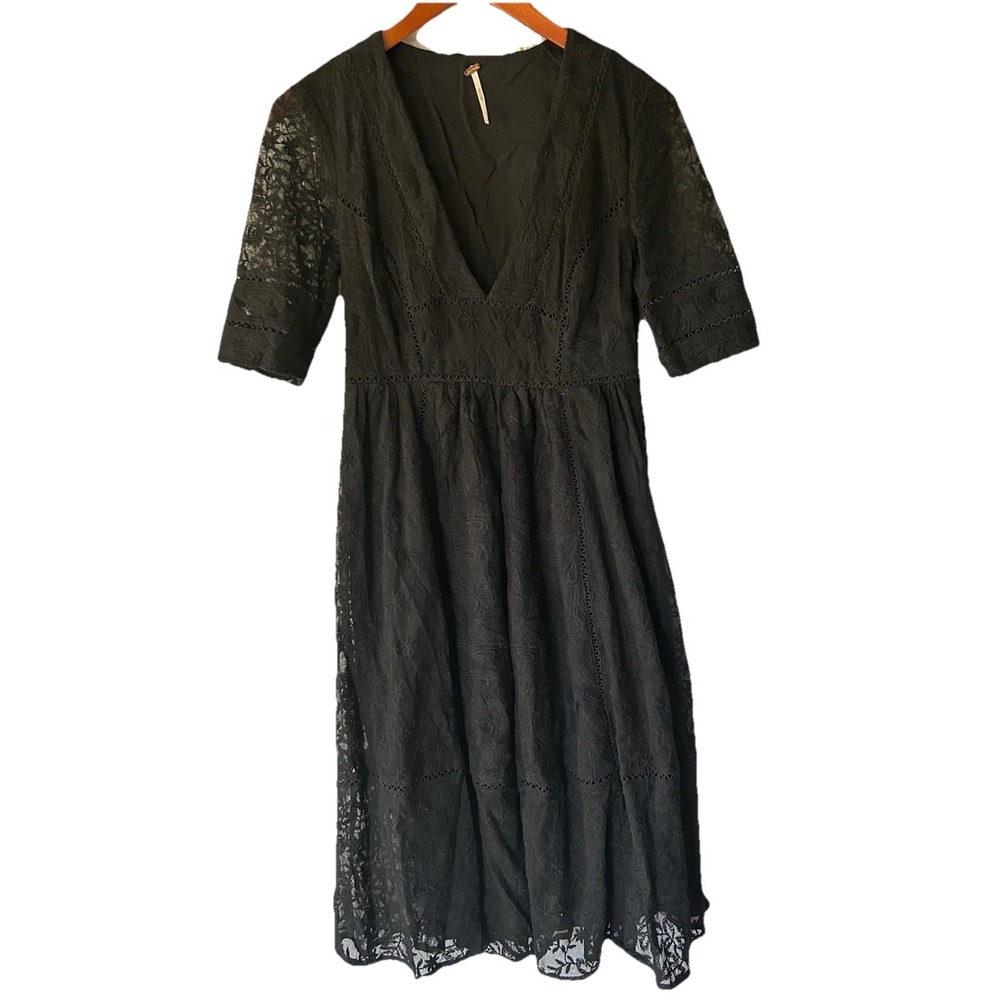 Women's Free People Black Lace Floral Short Sleeve V Neck Dress Size 6 Fairygoth